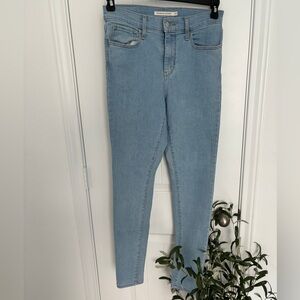 Levi's Light Blue 720 High Rise Jeans